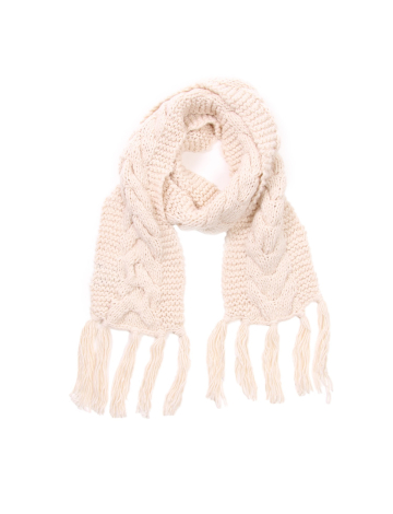 Chunky cable knit scarf with long tassle fringe