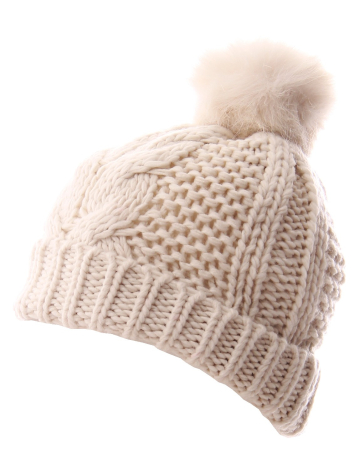 Solid cable hat by Vero Moda