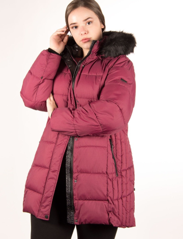 Quilted coat with faux fur trim by Novelti