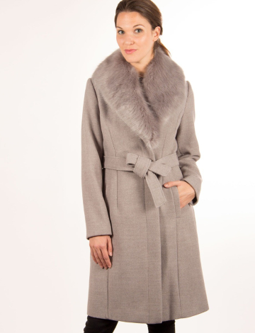 Belted coat with faux fur trim by Portrait