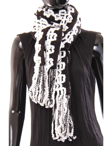 Two tone chenille scarf exclusive to Manteaux Manteaux
