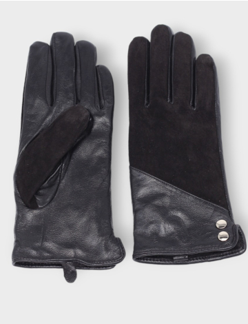 touchscreen-friendly gloves with sleek design of leather and suede by nicci