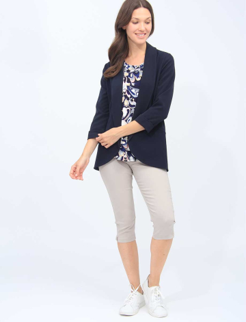 Sleek Stretchy Rounded Hem Blazer With 3/4 Sleeves And Cuff Detail By Vamp (428-8695 2440050 LARGE NAVY)
