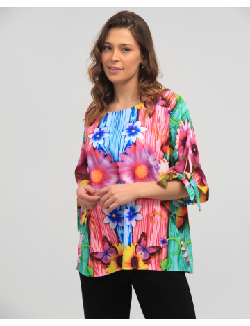Short Sleeve Printed Top with Relaxed Neckline by Froccella