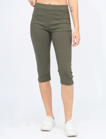 Pull-On Stretch Capri With Back Pockets By Erika