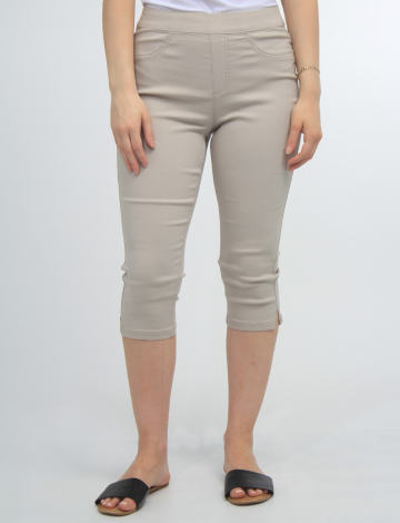 Pull On Stretch Capris with Back Pockets by Erika