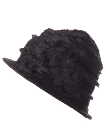 Angora hat by Andre Diffusion