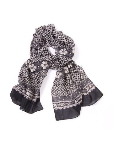 Shear printed polyester scarf