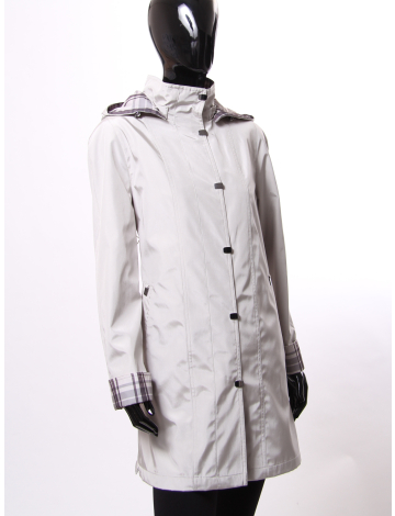 Classic rain jacket by Niccolini