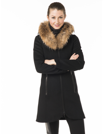 Classic wool coat with genuine fur trim by Soïa & Kyo